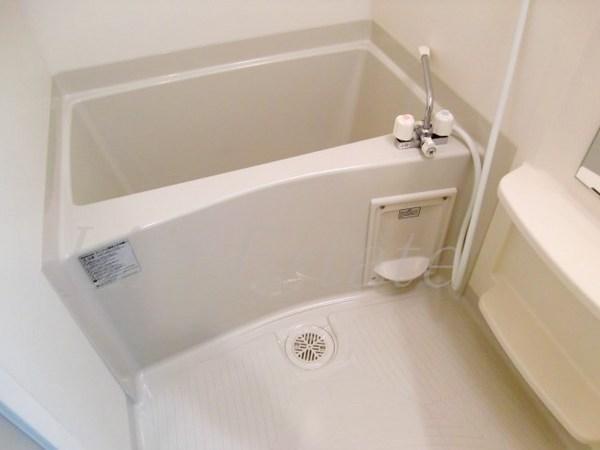 クリスタルブライト谷町