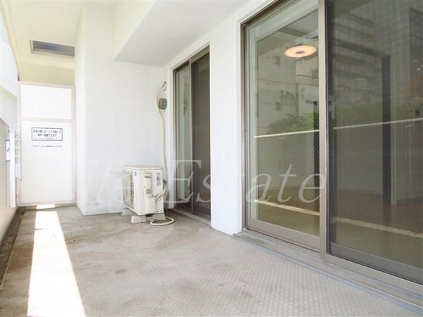 クリスタルエグゼ心斎橋