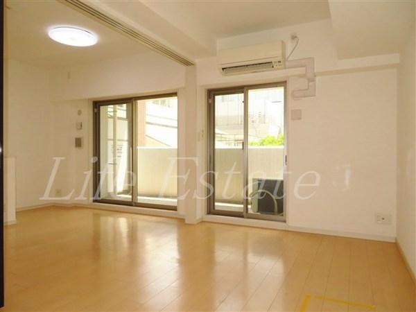 クリスタルエグゼ心斎橋