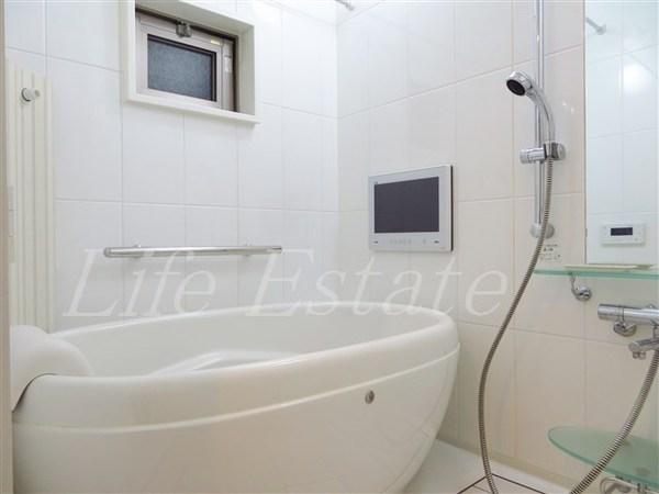 クリスタルエグゼ心斎橋