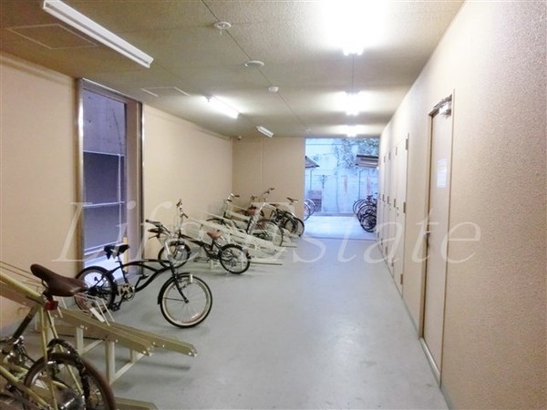 クラウンハイム本町ＥＡＳＴ