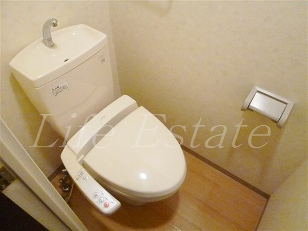 クラウンハイム本町ＥＡＳＴ