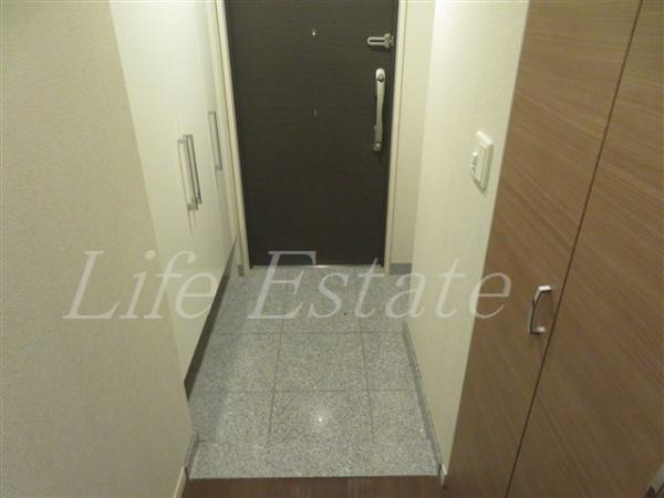 大阪市中央区南船場２丁目のマンション