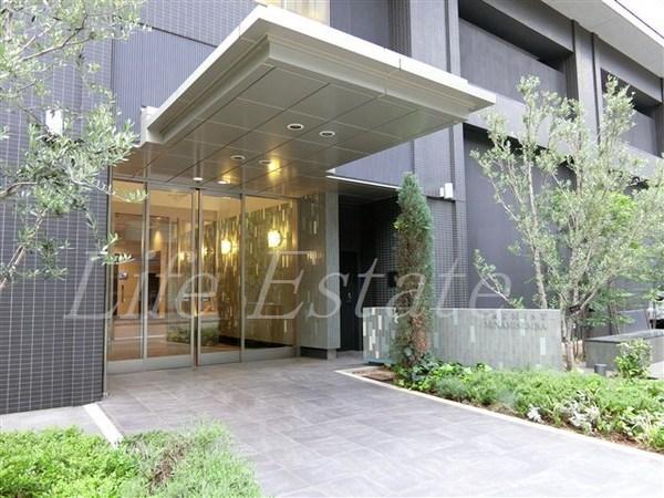 大阪市中央区南船場２丁目のマンション