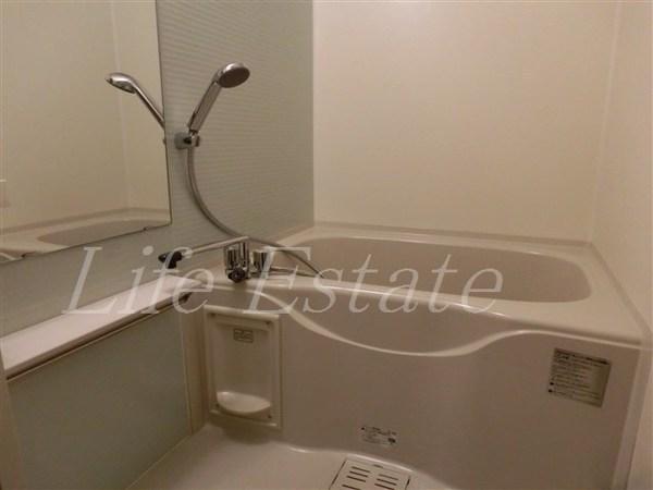 ファーストフィオーレ本町イースト