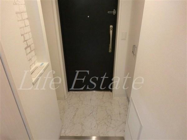 ファーストフィオーレ本町イースト