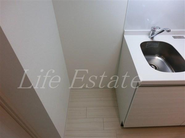 ファーストフィオーレ本町イースト