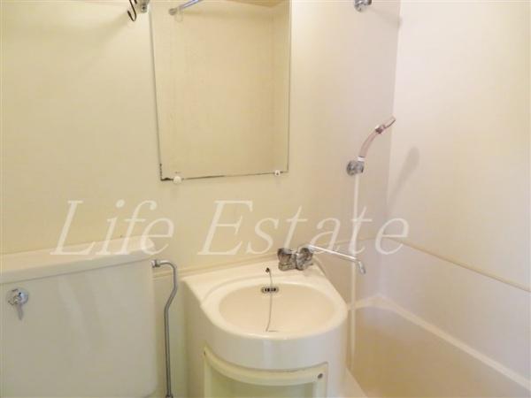 ロイヤルコーポ大手門