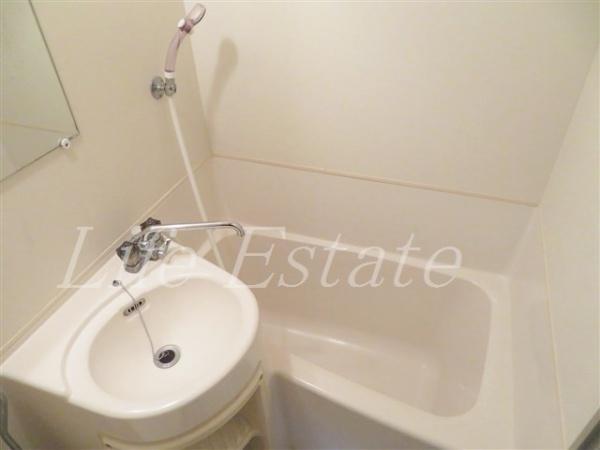 ロイヤルコーポ大手門