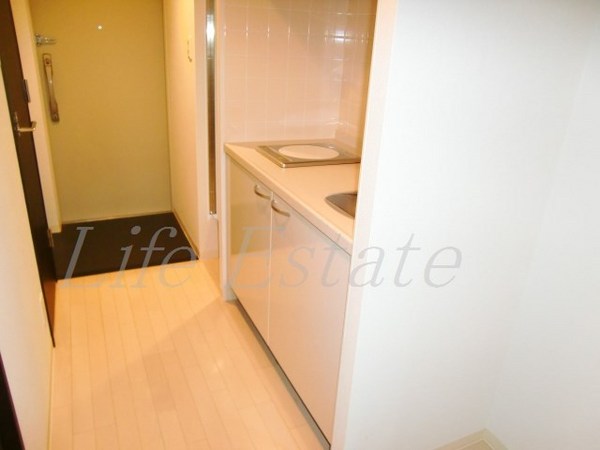 クリスタルブライト谷町