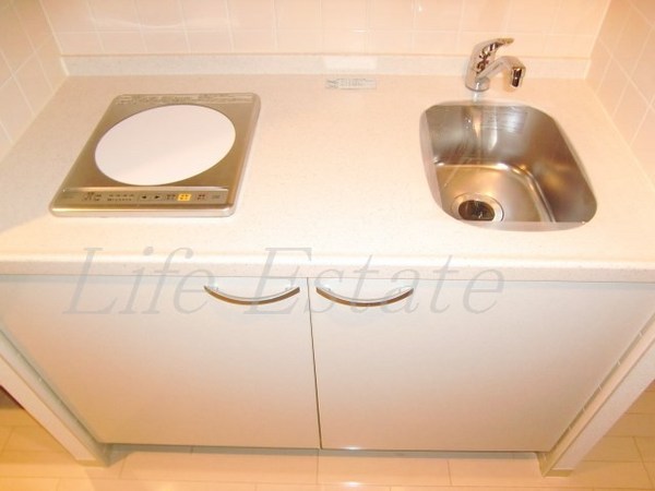 クリスタルブライト谷町