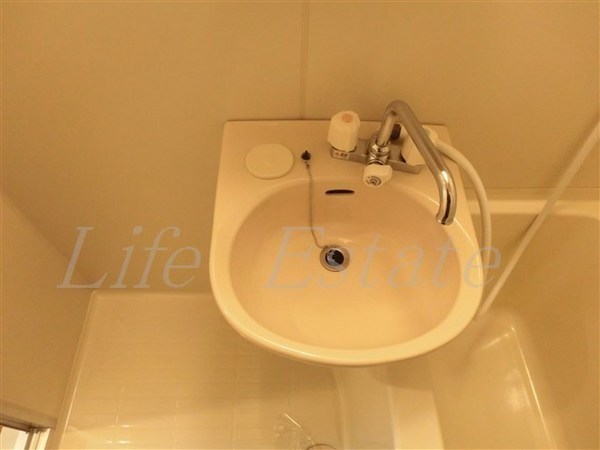 グラマシー心斎橋東