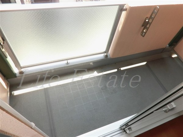 グラマシー心斎橋東