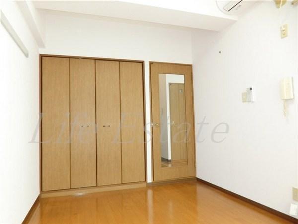 メルベーユ谷町