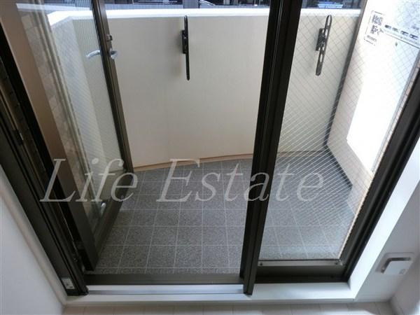 大阪市中央区北久宝寺町１丁目のマンション