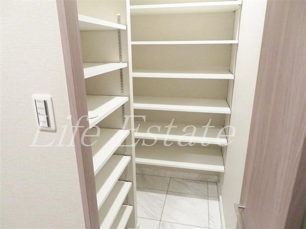 プレサンスレジェンド堺筋本町タワー