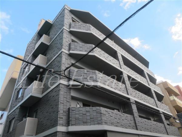 R-court