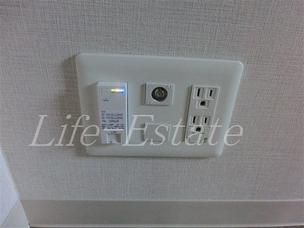 大阪市中央区博労町１丁目のマンション