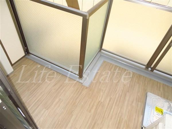 プレサンス心斎橋レヨン