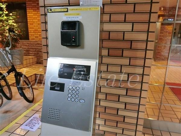ニューライフ谷町