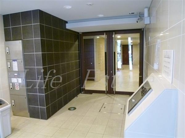 大阪市中央区内淡路町１丁目のマンション