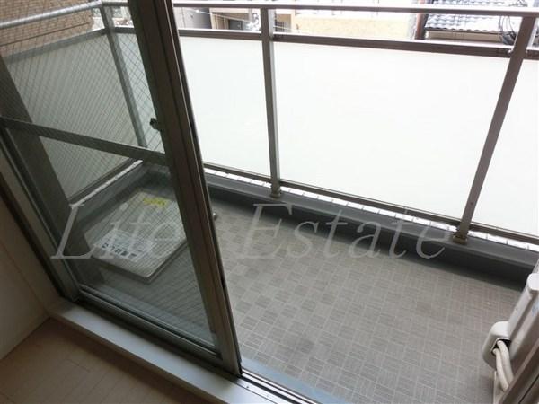 大阪市中央区内淡路町１丁目のマンション