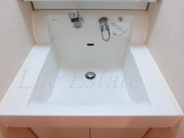 レオンコンフォート本町東