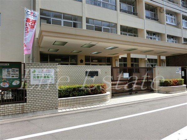 高津サニーハイツ(大阪市立高津小学校)