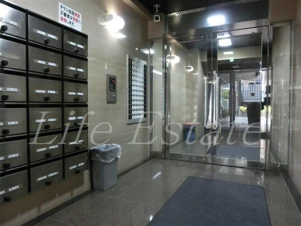 大阪市中央区鎗屋町２丁目のマンション