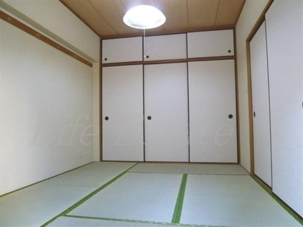大阪市中央区鎗屋町２丁目のマンション