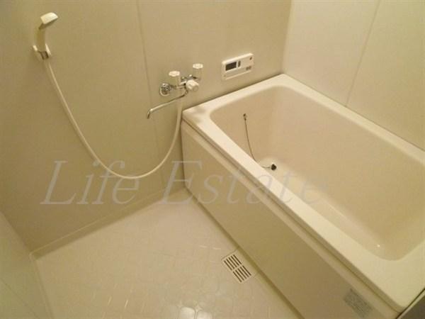 大阪市中央区鎗屋町２丁目のマンション