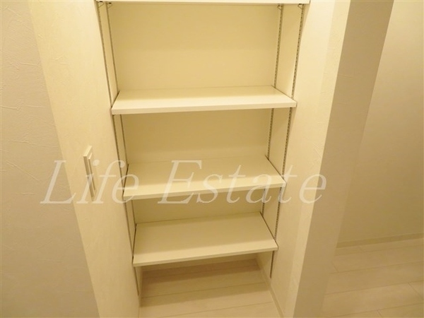 ラフォルム鎗屋町