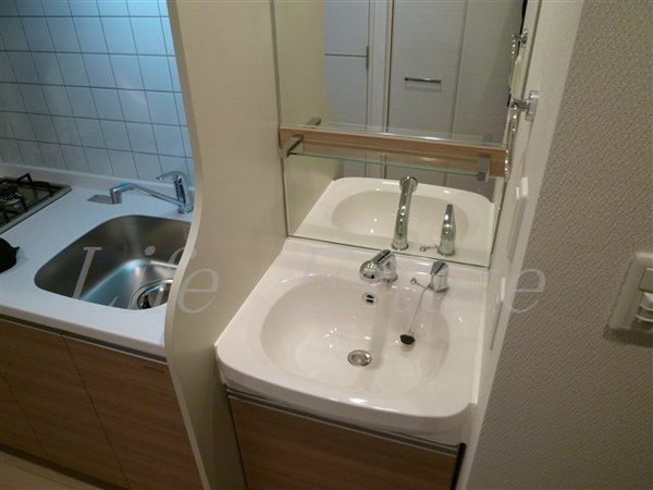 プレサンス堺筋本町フィリア