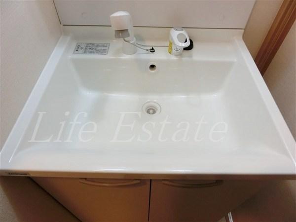 大阪市中央区瓦屋町２丁目のマンション