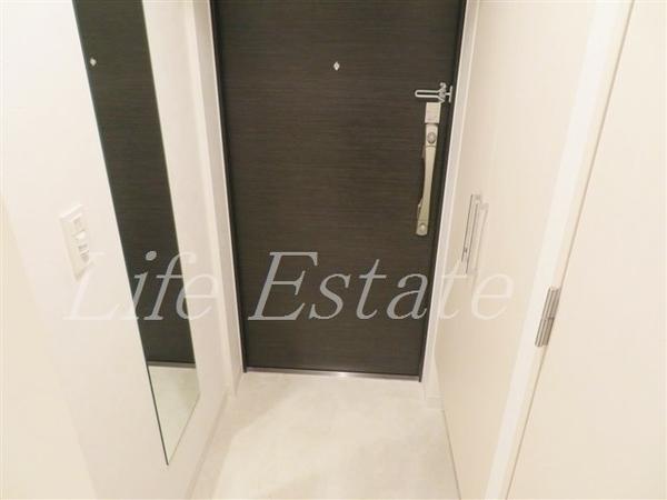 ラフォルム鎗屋町