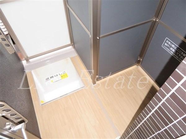 プレサンス谷町九丁目駅前