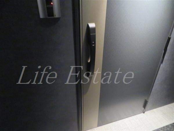 S-RESIDENCE松屋町asence