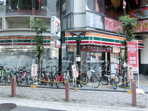 THE　WEAVE　MINAMI　SEMBA(セブンイレブン大阪東心斎橋1丁目店)