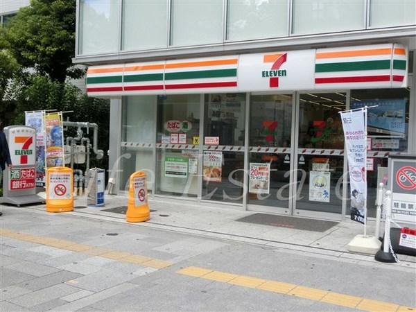 ローレルタワー心斎橋(セブンイレブン心斎橋長堀通西店)