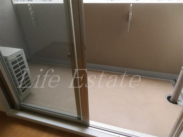 大阪市中央区備後町１丁目のマンション