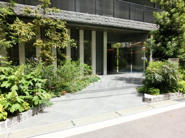 グランルージュ谷町六丁目