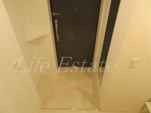 ラフォルム鎗屋町