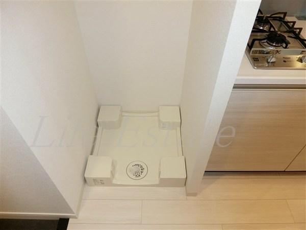 プレサンス心斎橋レヨン