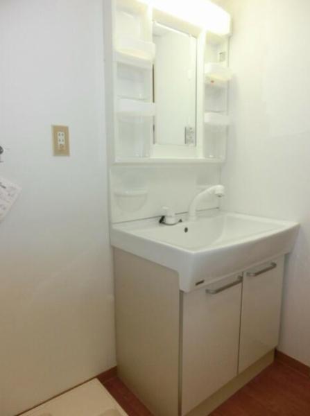 ユニライフ山崎Ｃ棟