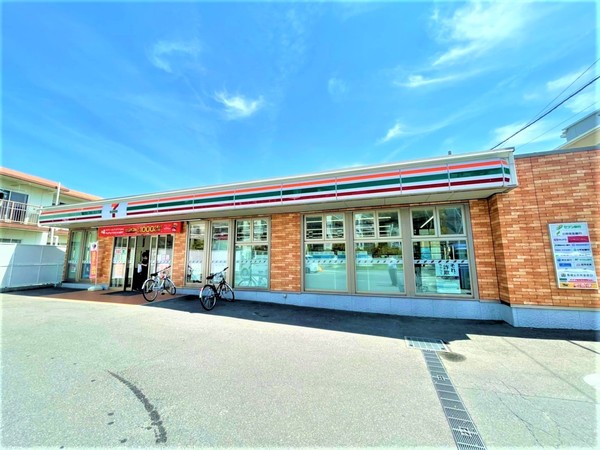 水無瀬青葉ハイツ１２号棟/３Ｆ(セブンイレブン島本町青葉1丁目店)