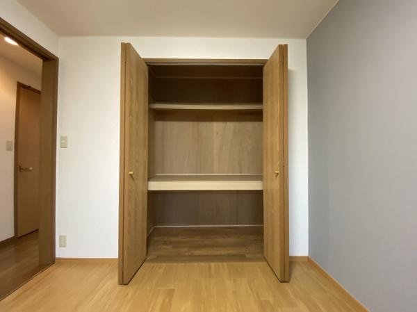 サンスタレ　2F