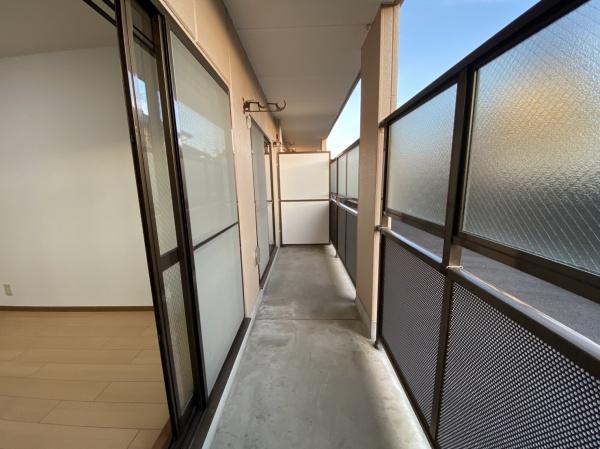 サンスタレ　2F