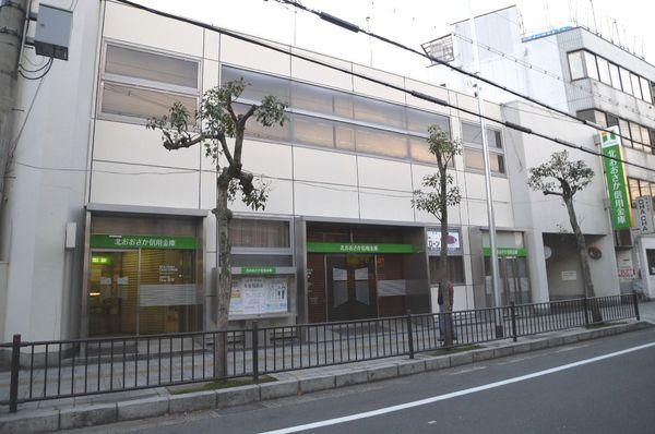 グリーンアベニュー山岡　1F(北おおさか信用金庫島本支店)