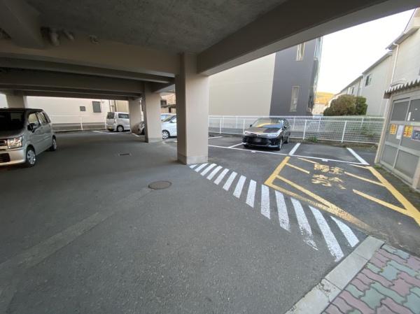 グリーンアベニュー山岡　1F