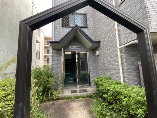 サンロレア2号館　2F